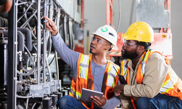  Clarence, IA Electrician Pros